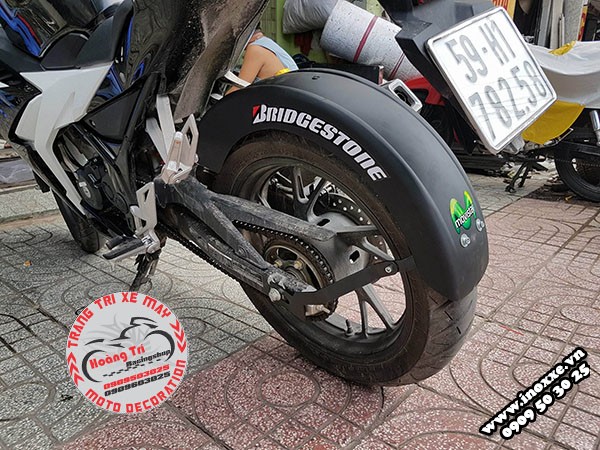 CBR 2017 Độ Chắn Bùn Nguyên Khối